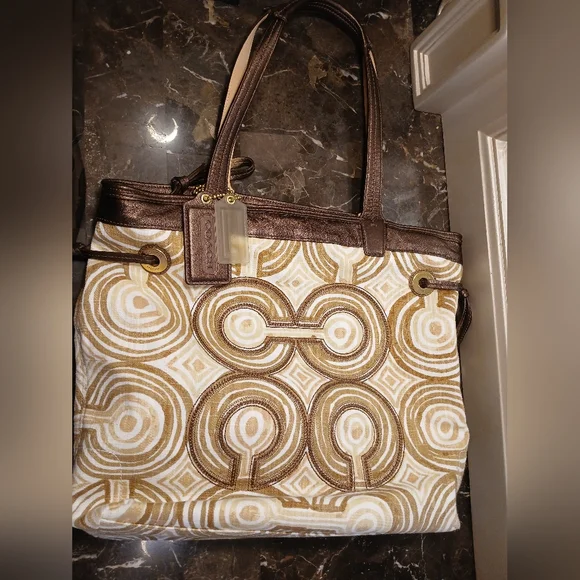 Coach Cream and Gold Geometric Tote - Picture 15 of 15